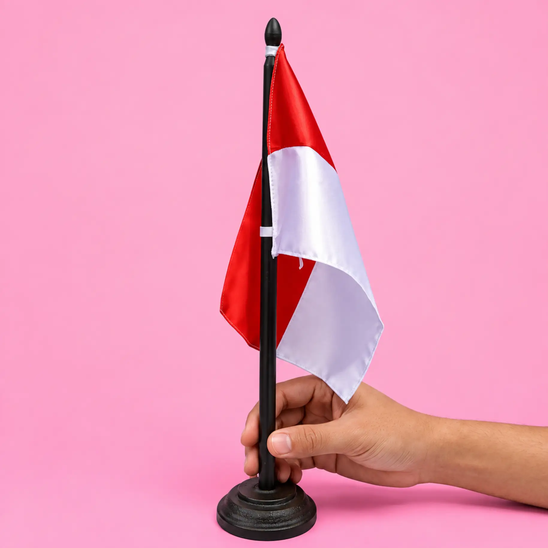 نحوه بستن پرچم رومیزی