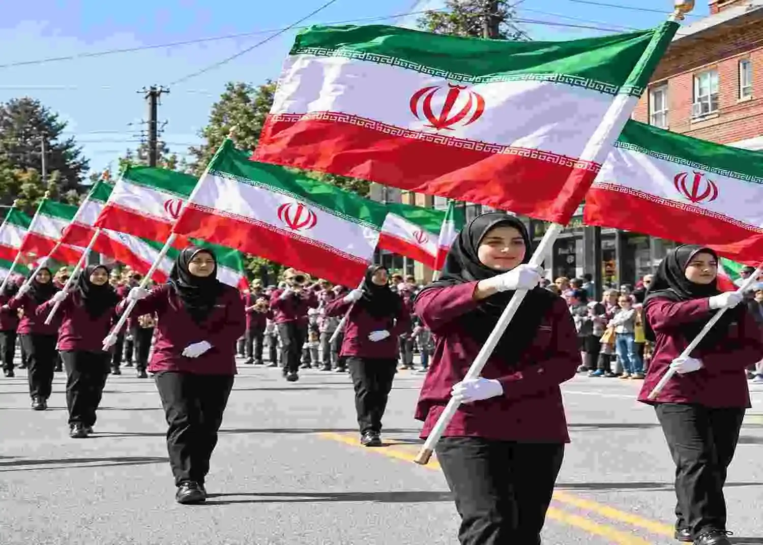 تأمین پرچم مدارس